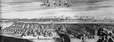 نمايي از شهر قم و حرم كه توسط سر شاردين تصوير شده؛ او يك جهانگرد بود كه مفصل‌ترين گزارش‌هاي تاريخي را از قرن هفدهم ايران ثبت كرده است.