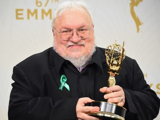 چرا نویسنده بازی تاج و تخت میخواست دلال معاملات ملکی شود؟