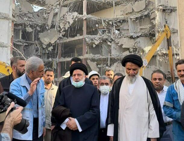 ببینید | در سفر رئیسی به آبادان چه گذشت؟ | درخواست تلخ یک آبادانی و واکنش رئیس جمهور | تا رفع مشکلات آبادان مدام به خوزستان میآیم