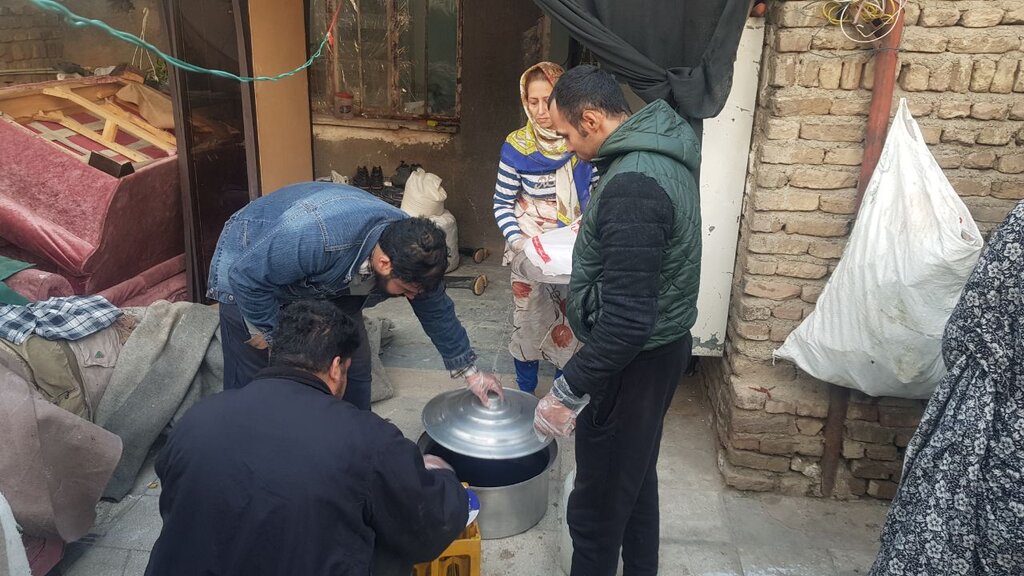 دیدار با زاغهنشینان باغ سرهنگ | ۱۴ خانواده با یک سرویس بهداشتی