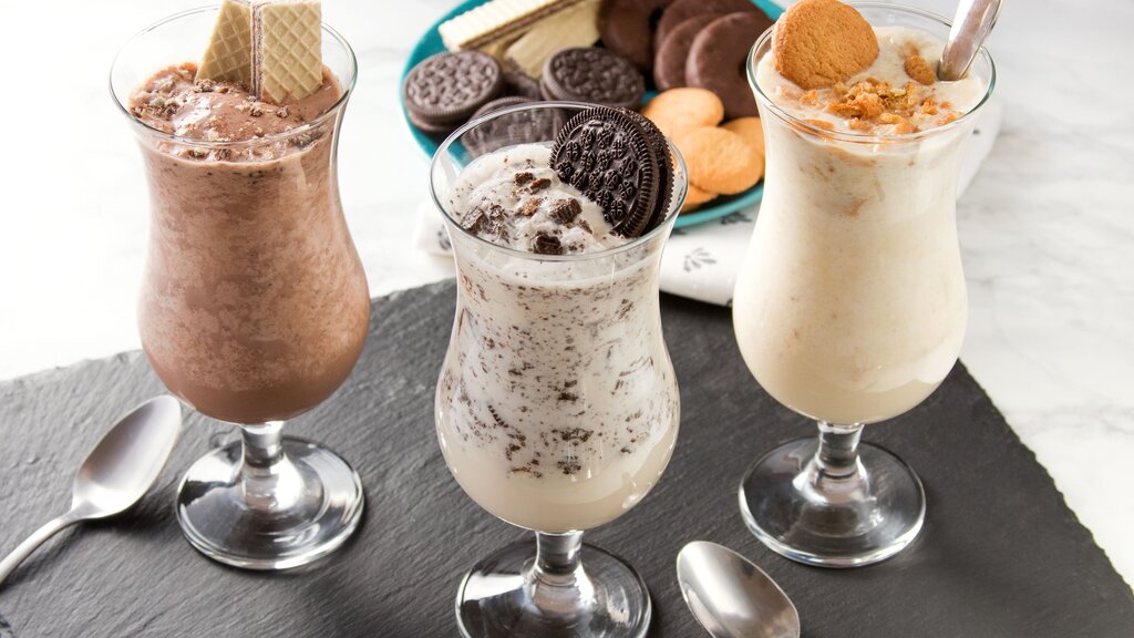 ۷ نوشیدنی خنک و خوشمزه برای تابستان