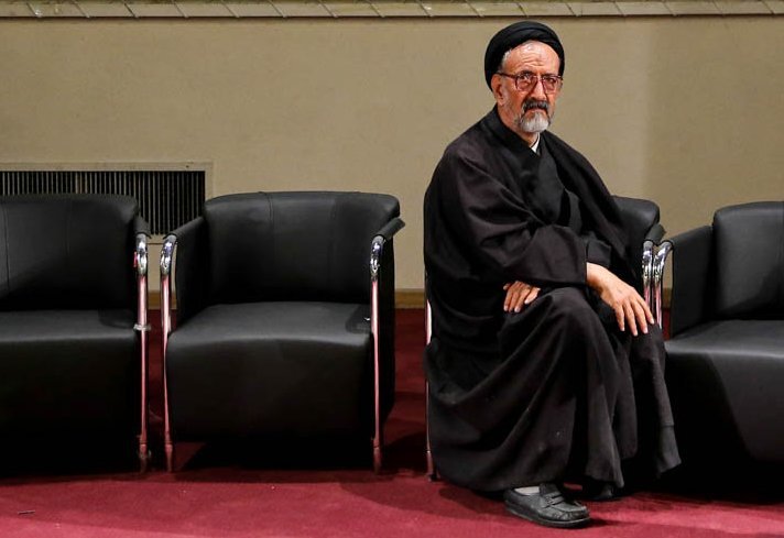 بازخوانی سخنرانی پرشور سیدمحمود دعایی در جمع کارکنان روزنامه اطلاعات در سال ۱۳۵۹