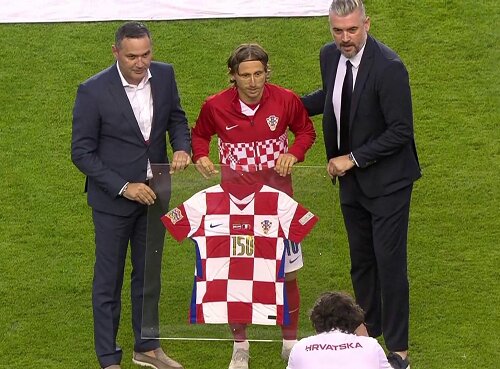 تساوی قهرمان و نایبقهرمان جهان در لیگ ملتها/ تجلیل ویژه از ستاره رئال مادرید