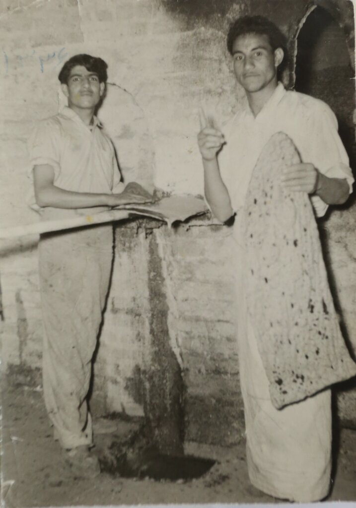 نانوایی که با نقاشیهایش در ۸۵سالگی جهانی شد