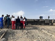 تصاویر هوایی و زمینی خروج قطار مشهد - یزد از ریل | تعداد کشته‌ شده‌ها به ۱۷ نفر رسید | احتمال افزایش آمار جانباختگان