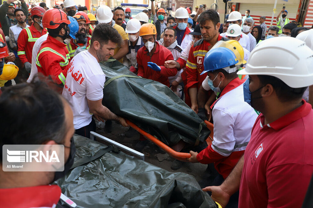 شناسایی هویت ۴۳ جانباخته فاجعه متروپل | ۴۱ نفر به خاک سپرده شدند