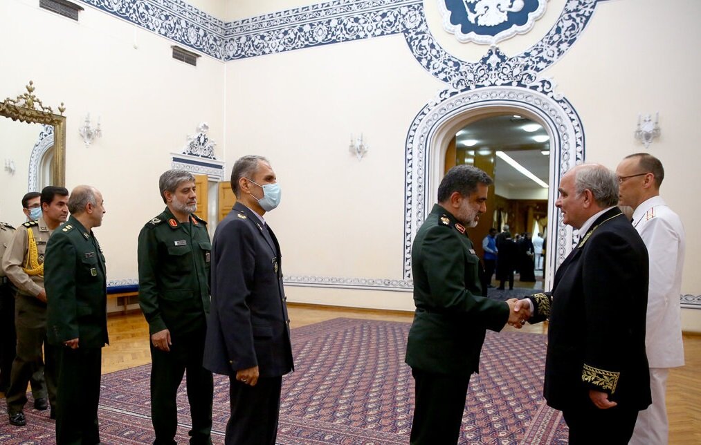 سفارت روسیه - سفارت ایران - نظامیان