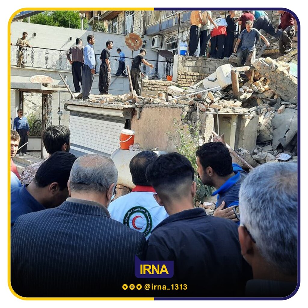 عکس | ریزش ساختمان این بار در کرمانشاه؛ ۲ نفر کشته شدند | ۶ نفر مفقودند
