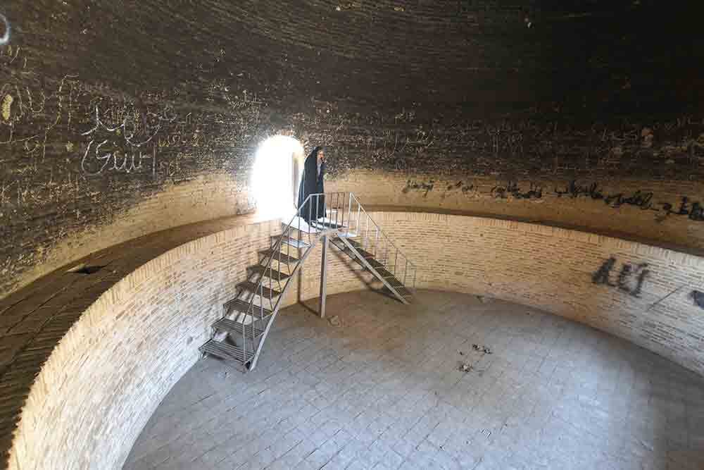 ترشنبه هنوز روستاست | تپه طلا و یخچال باستانی در سرزمین انبههای ترش