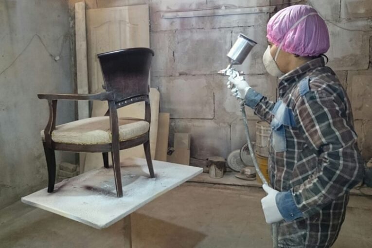 دوئل پارکینگهای مسکونی با کارگاههای تجاری | آیا چهاردیواری واقعاً اختیاری است؟