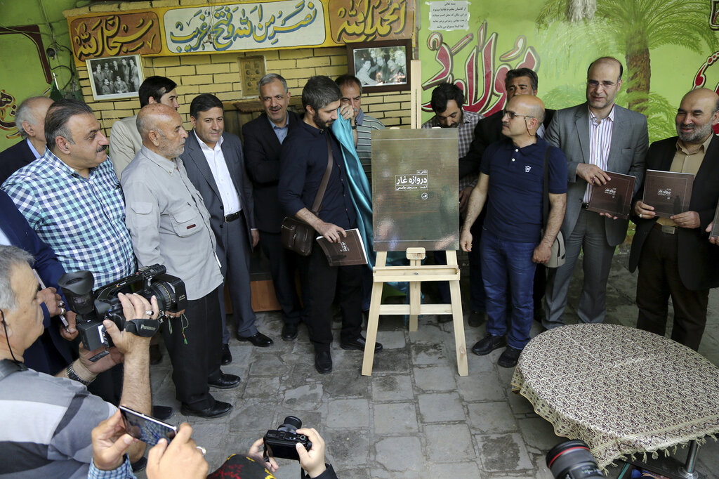 قهوهخانه گندهلاتهای طهران