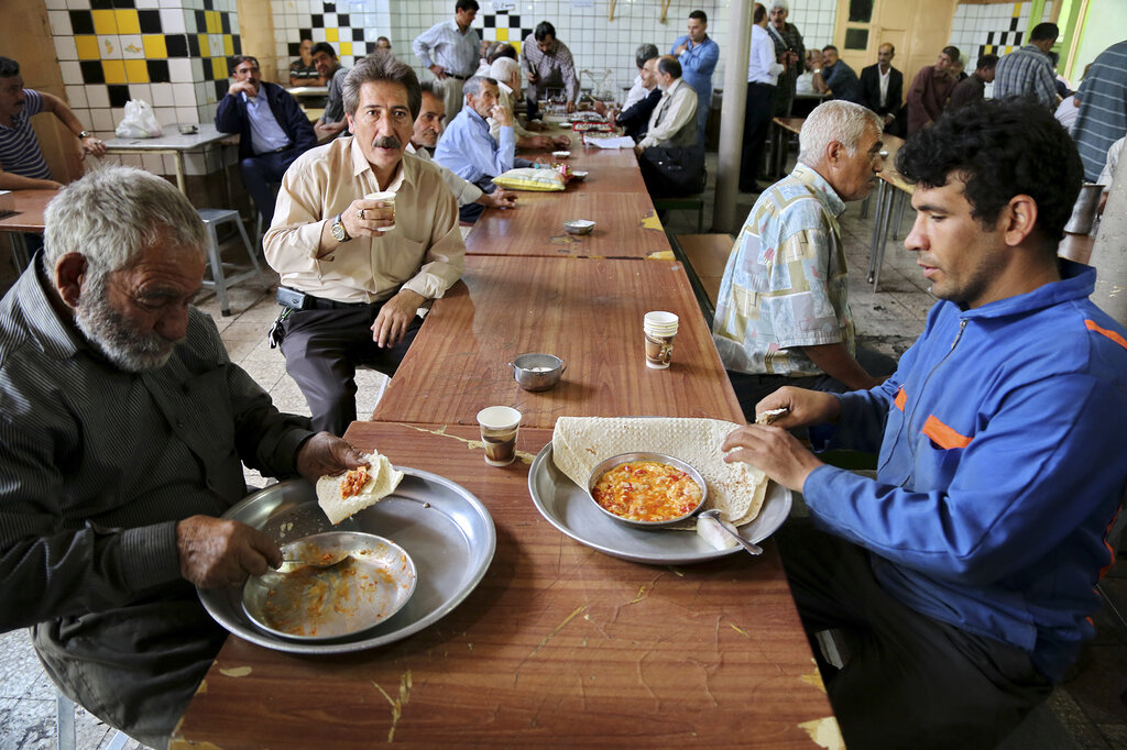 قهوهخانه گندهلاتهای طهران