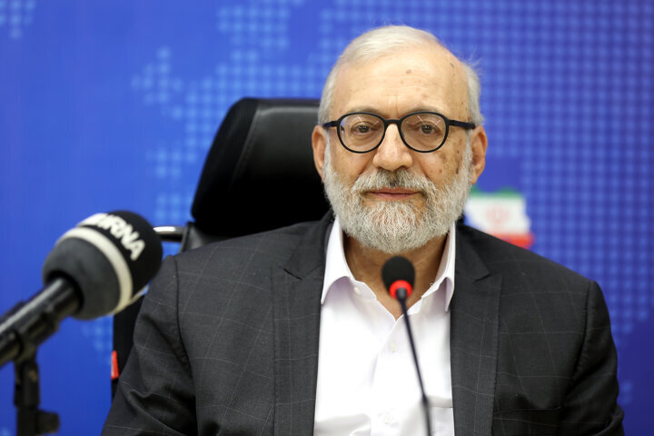 آمریکاییها نفتمان را دست دوم میخرند | دوستی خود با خاتمی و موسوی را تمام کردم | چرا ایران از عراق غرامت نمیگیرد؟ | نمره لاریجانی به دولت رئیسی؟