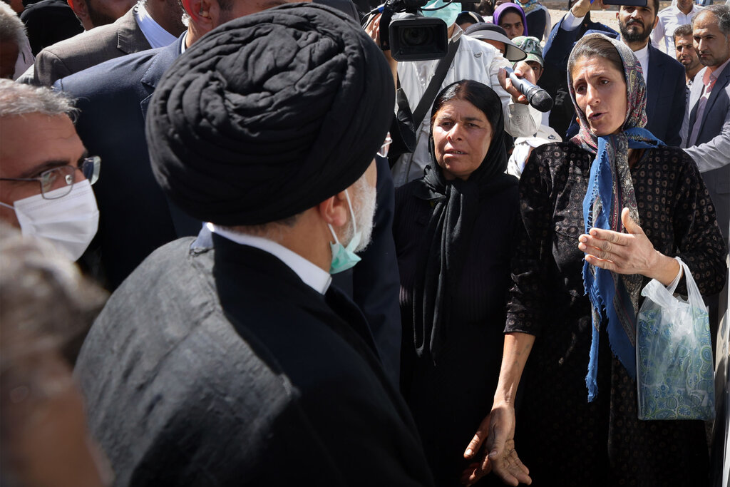 رئیسی چه کند که به سرنوشت روحانی دچار نشود؟ | تفاوت دولت رئیسی با دولت های پیشین