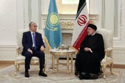 دیدار «توکایف» و «رئیسی» در سعدآباد | مقامات ایران و قزاقستان ۹ سند همکاری امضا کردند