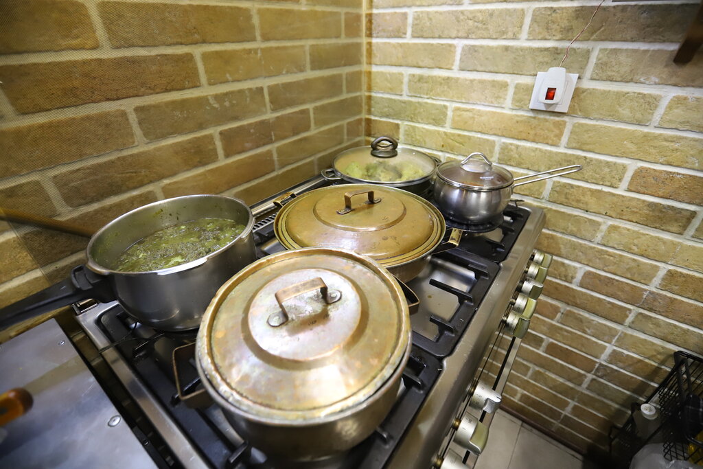 در «خانه کابل» چه خبر است؟ | به ما نگویید «افغانی»... | شما در ایران هیچوقت گدای افغانستانی نمیبینید | افغانستان فقط طالبان، جنگ، فقر و بدبختی نیست!