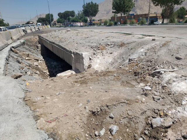 تصاویری تکان دهنده از سرقت تجهیزات پلها | سرقتهایی که با جان مردم بازی میکند