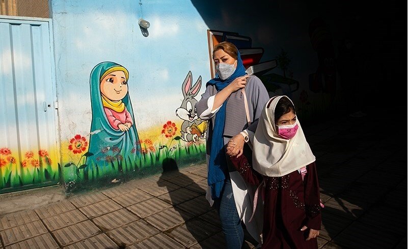 مدارس حاشیه تهران دوشیفته میشوند | پیامدهای رشد مهاجرت از پایتخت دانش آموز ـ مدرسه