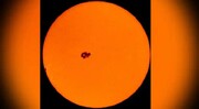 مشاهده یک لکه غول‌پیکر بر روی خورشید | آیا باید نگران باشیم؟