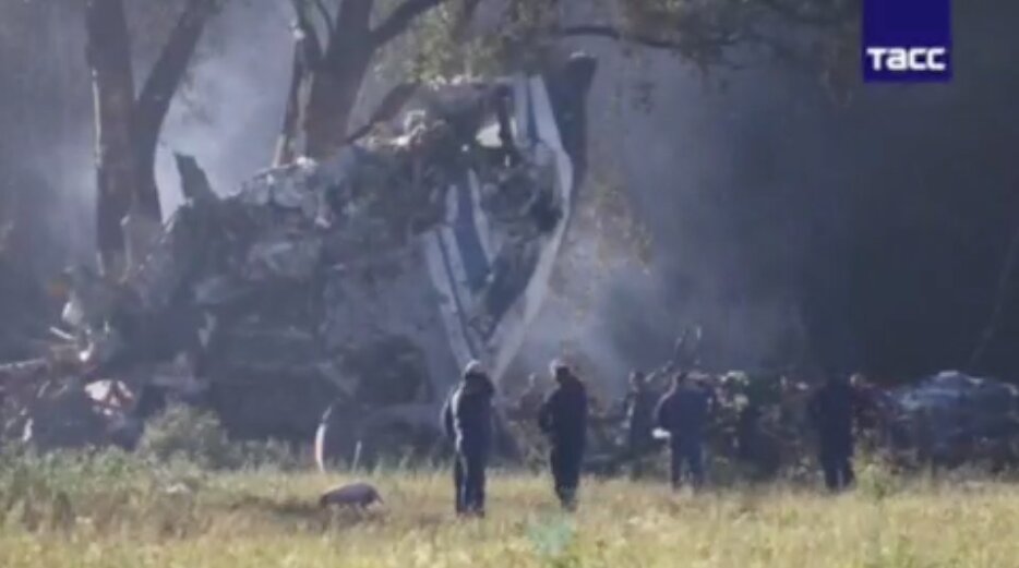 سقوط هواپیمای ایلیوشن ارتش روسیه که قصد داشت به مرز اوکراین برود دست کم ۴ کشته و ۵ مجروح برجا گذاشته است
