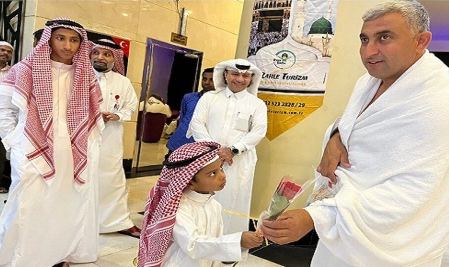 تصاویر | استقبال عربستانیها از حجاج خارجی حج تمتع