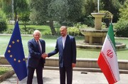تصاویر استقبال از جوزپ بورل در تهران | کدام مقام ایرانی به استقبال مسئول سیاست خارجی اتحادیه اروپا رفت؟
