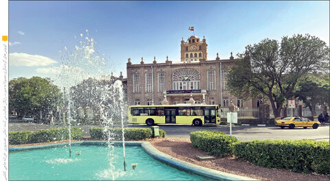 ایران را با اتوبوس‌های گردشگردی بگردید