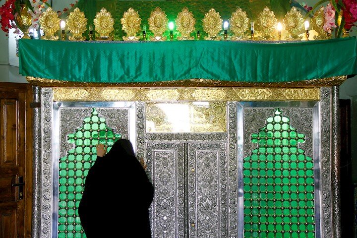 نخستین زن فرماندار ایرانی که بود؟ | بانویی که ری را از حمله دشمن در امان نگهداشت