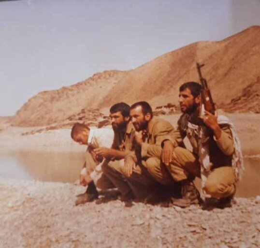 روایت تکاندهنده از ناموسپرستی یک مرد کُرد | تعرض بعثیها بارها رزمندگان را غیرتی کرد |  ماجرای ادعای بی شرمانه یک صفحه مجازی در تجاوز زمندگان اسلام