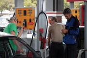 میزان سهمیه بنزین روی کارت‌های سوخت تغییر می کند؟ | شرایط استفاده از کارت‌های اضطراری در جایگاه ها