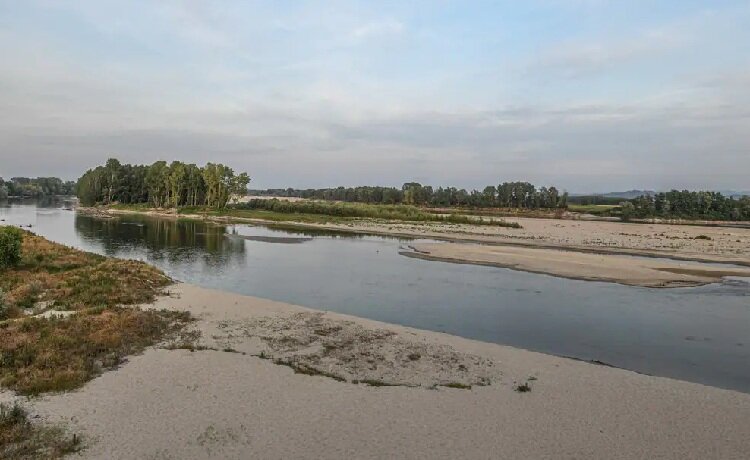 تصاویری از خشکسالی عجیب در ایتالیا | آب فواره‌ها هم جیره‌بندی شد!