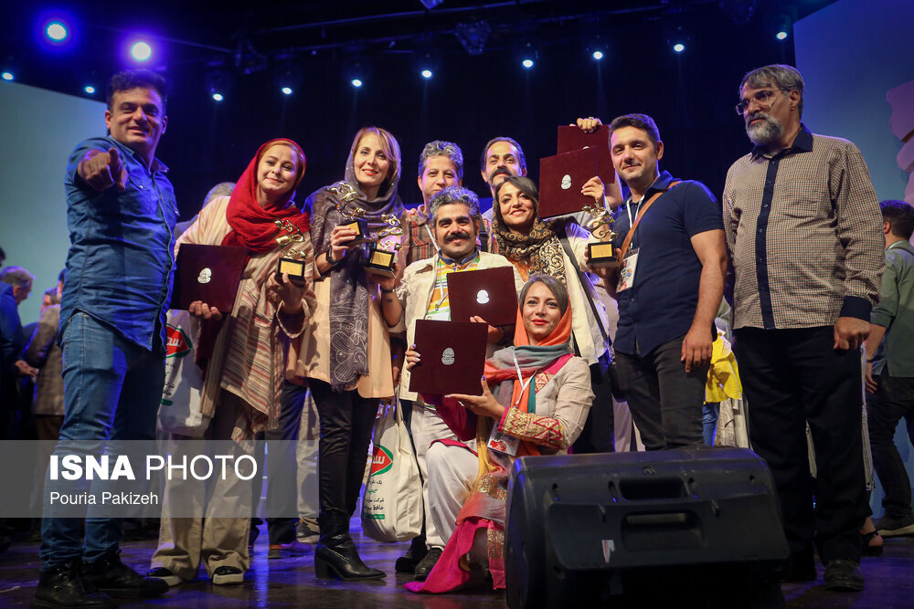 برگزاری آیین پایانی جشنواره تئاتر کودک | برگزیدگان بیست و هفتمین جشنواره بین‌المللی تئاتر کودک و نوجوان معرفی شدند