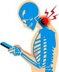 اینفوگرافیک | یک سندروم خطرناک در کمین کسانی که از موبایل و کامپیوتر استفاده می‌کنند | سندروم گردن پیامکی چیست؟
