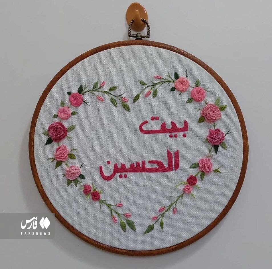 عکس| جالبترین کارت عروسی؛ شما دعوتید به زیارت | ماجرای دستهگلی که از حرم اباعبدالله رسید | این عروس و داماد عروسیشان را در بینالحرمین برگزار کردند