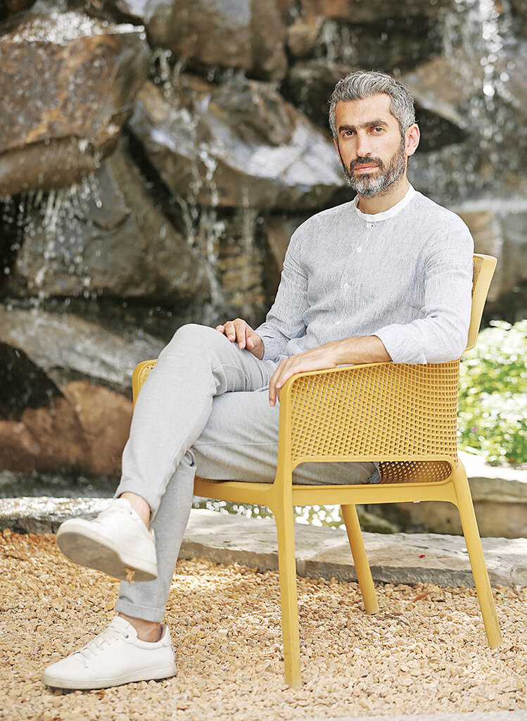 سرمربی استقلال من را خواست اما مدیریت نگذاشت | به آجرلو گفتم با نام من بازی کردید