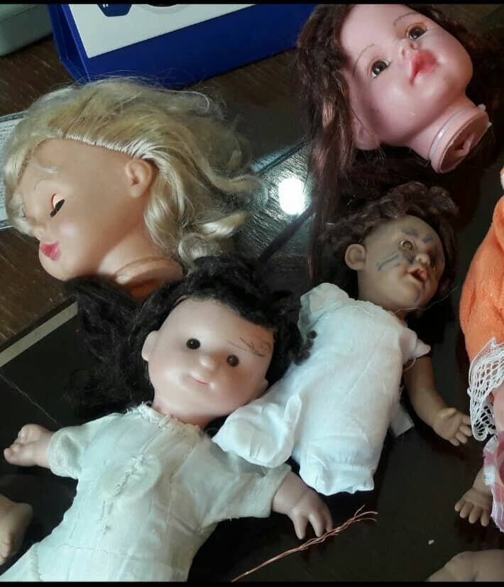 این خیر جراح زیبایی عروسکهاست | دست و پا بده عروسک تحویل بگیر!