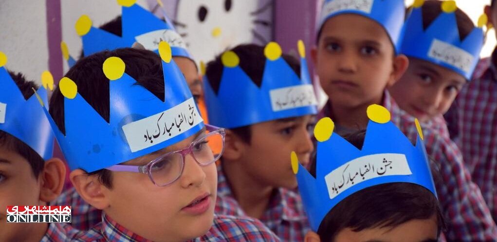 چرا جشن تاجگذاری؟ | جایگزینی «تاج مقوایی» با «کلاه و منگوله» | نماد ابنسینا رو به فراموشی است؟