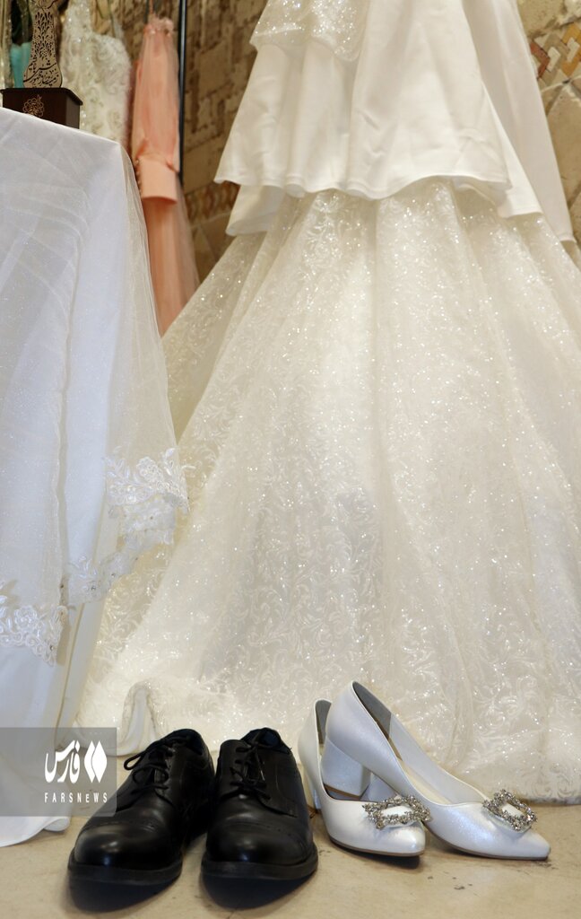 ماجرای لباس عروس دویست هزار تومانی!