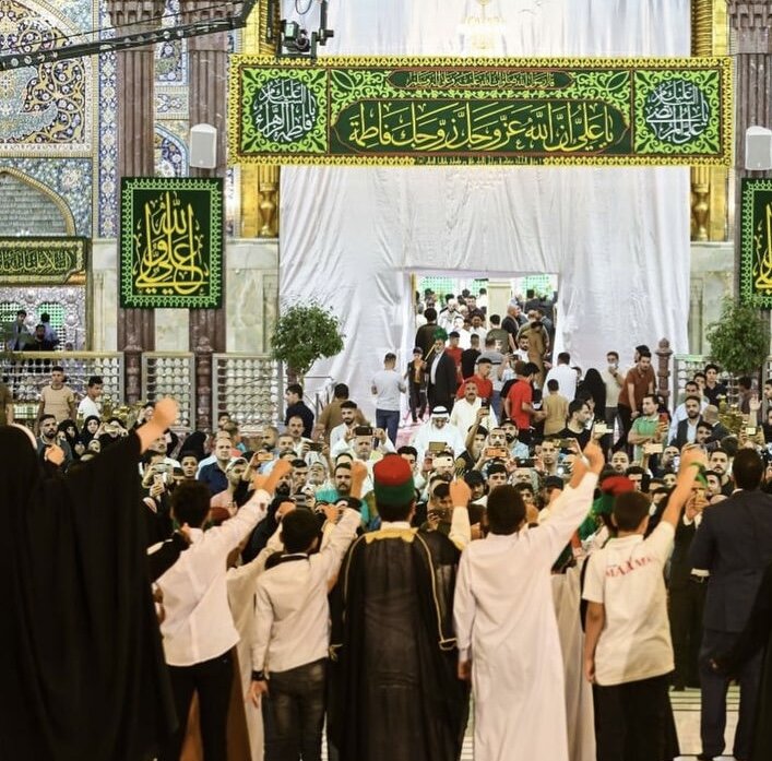 ببینید | خروش « سلام فرمانده » از حرم امام حسین (ع) تا مقر سابق داعش