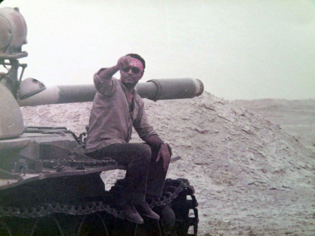 تصاویر | عباس کیارستمی در خط مقدم جبهه