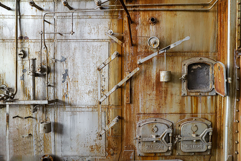 تصاویر | فعالیت نیروگاه فرانسویها در دل پایتخت