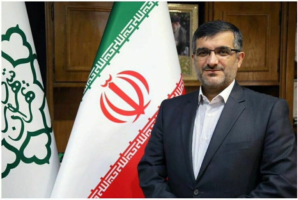 دیوارهای شهر تهران شاعرانه میشود