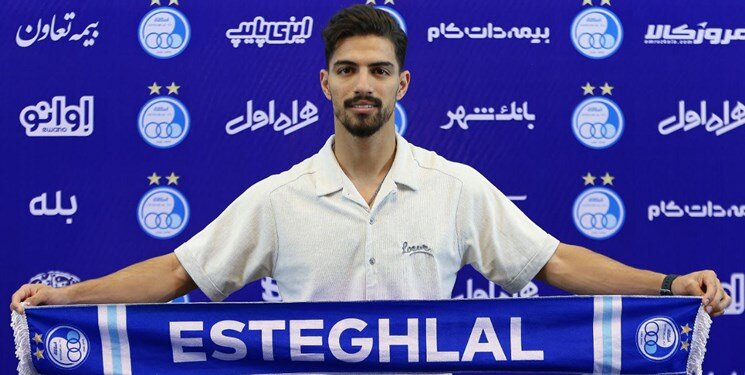 عکس| قرارداد ۲ استقلالی دیگر هم تمدید شد | حضور بلند مدت ۲ هافبک آبی پوش