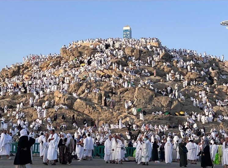 تصاویر هوایی دیدنی از صحرای عرفات همزمان با روز عرفه | مسجدالحرام خالی از حجاج شد | حضور یک میلیون زائر در عرفات