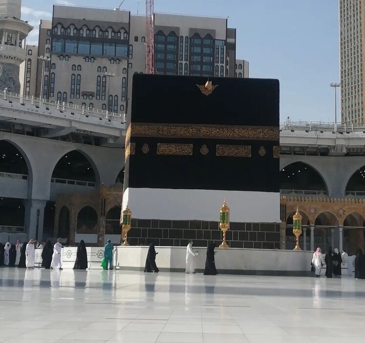 تصاویر هوایی دیدنی از صحرای عرفات همزمان با روز عرفه | مسجدالحرام خالی از حجاج شد | حضور یک میلیون زائر در عرفات