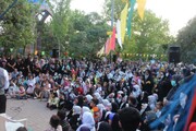 اجرای برنامه‌های شاد و مفرح در شمال‌شرق تهران