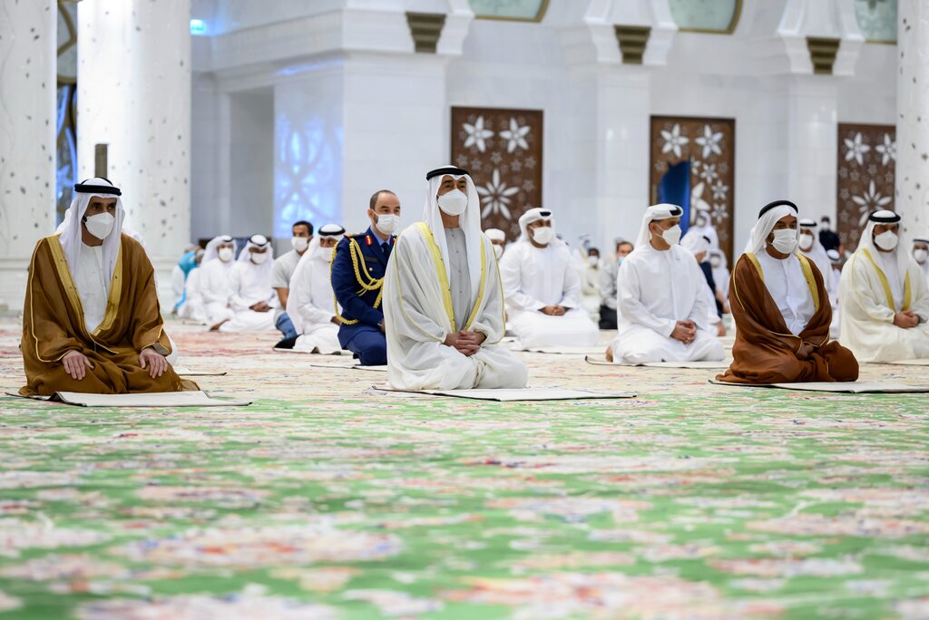 تصاویر نماز عید قربان در کشورهای عربی | پوشش زیبا و سنتی دختران غزه را ببینید