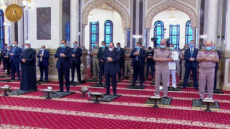 تصاویر نماز عید قربان در کشورهای عربی | پوشش زیبا و سنتی دختران غزه را ببینید