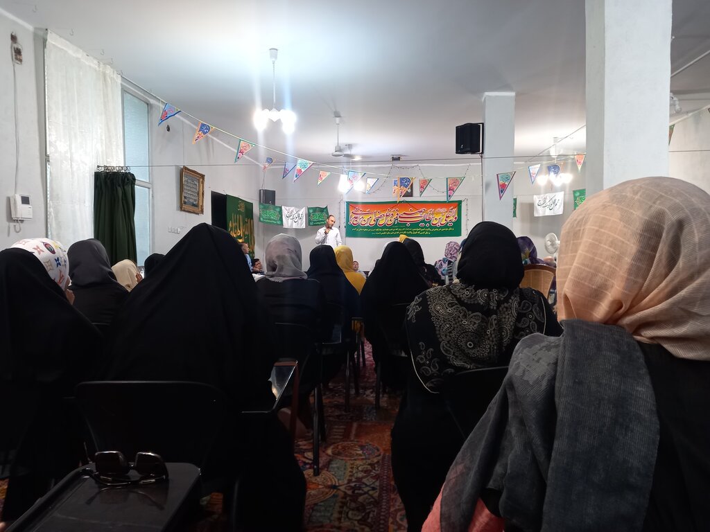 این زن واسطه ازدواج جوانان دمبخت است