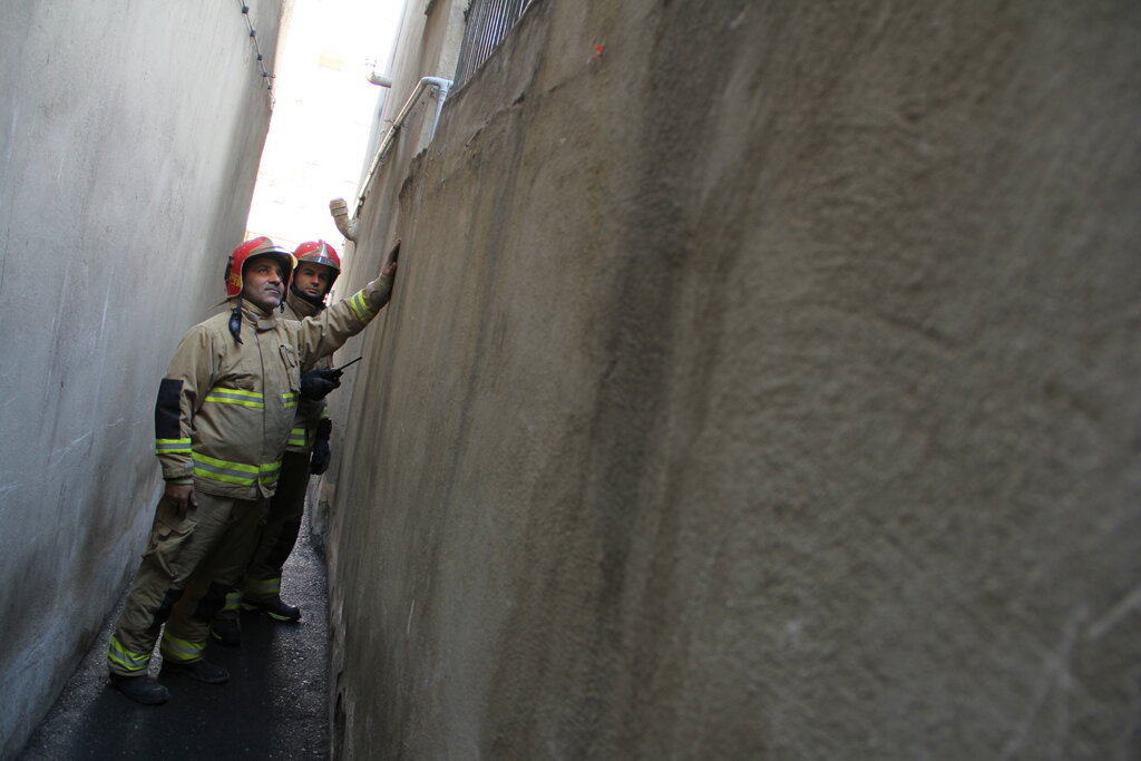 دردسرهای ماموران نجات در لحظههای مرگبار